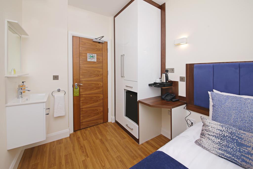 Imperial Guest House Ltd. Hounslow Oda fotoğraf