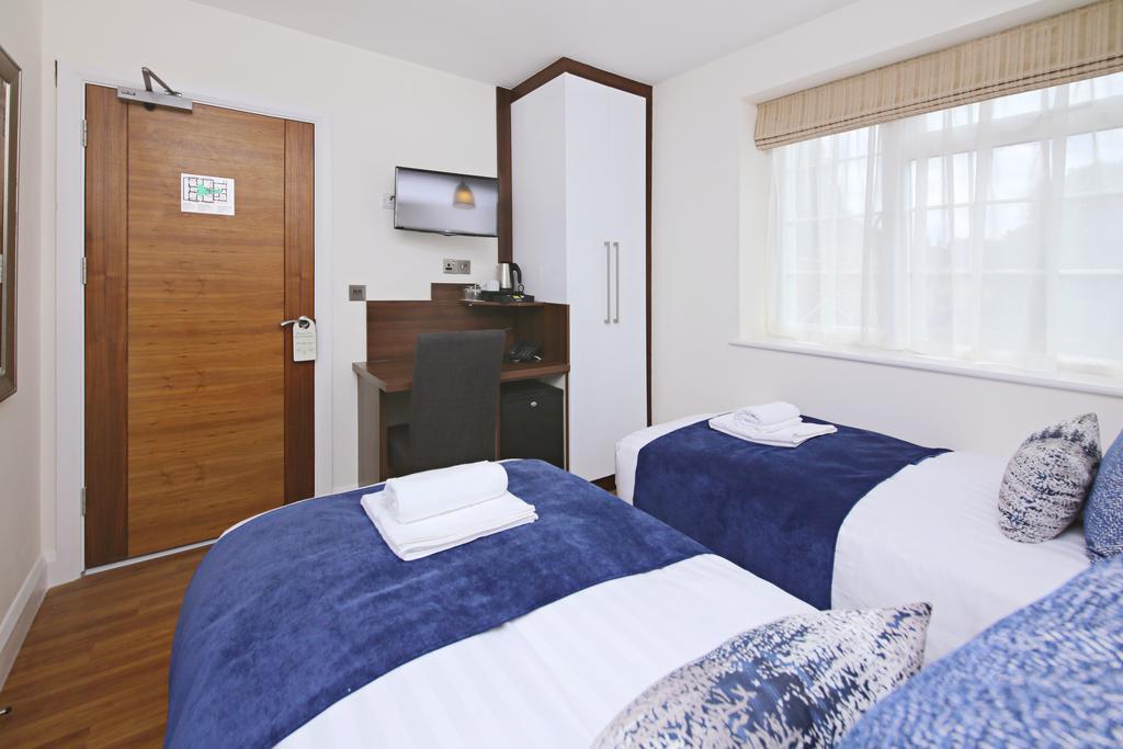 Imperial Guest House Ltd. Hounslow Oda fotoğraf