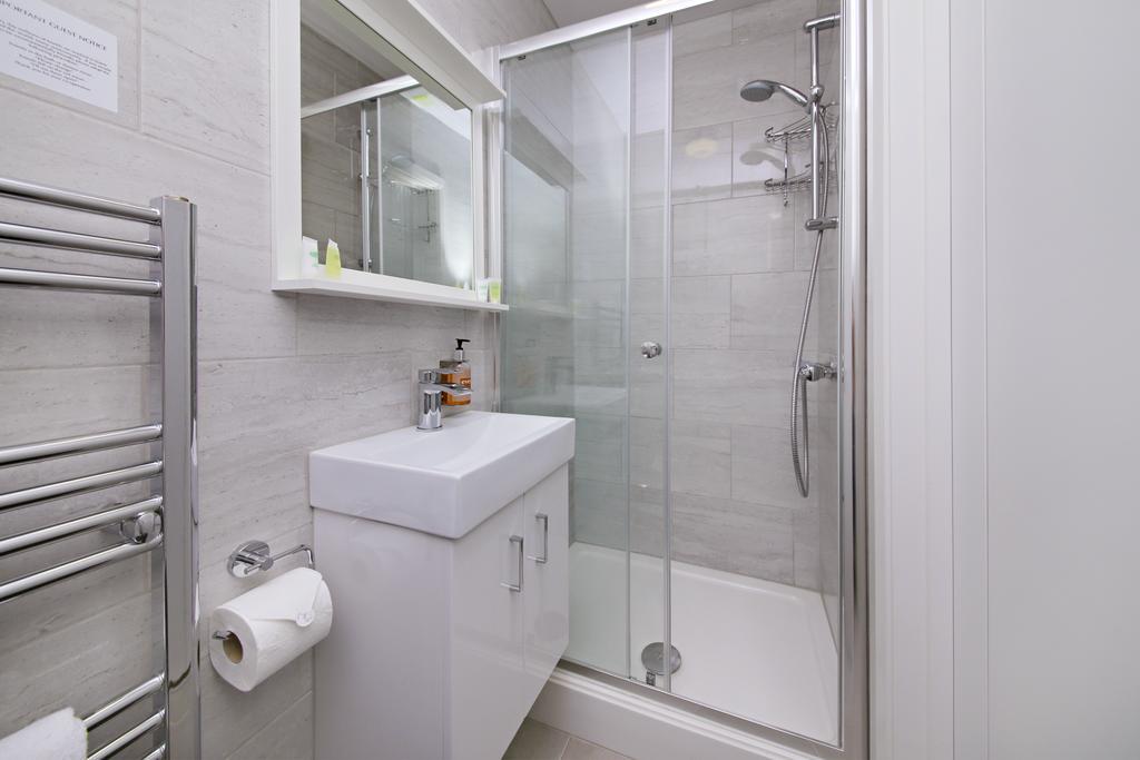 Imperial Guest House Ltd. Hounslow Oda fotoğraf